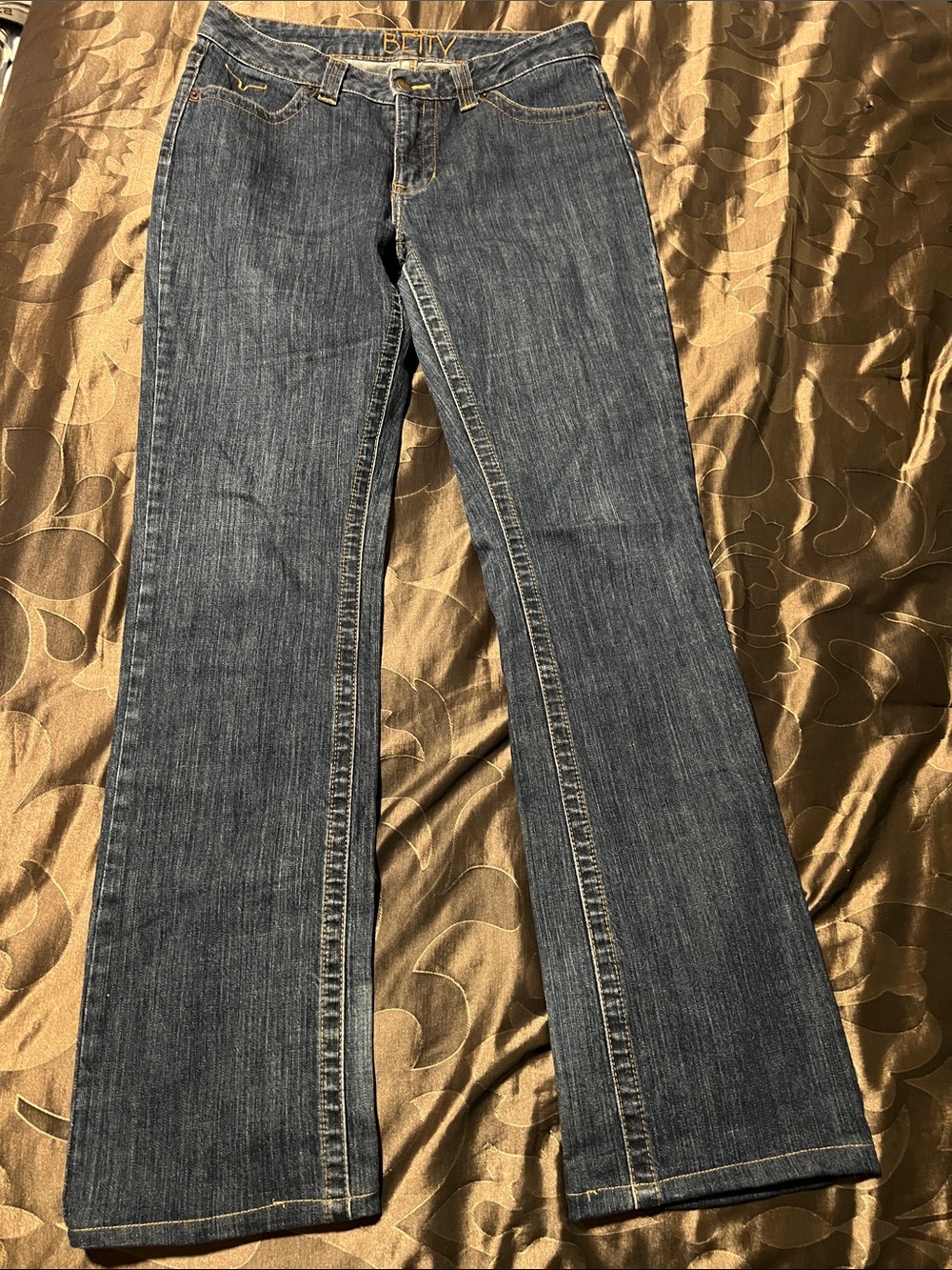 Kimes Ranch Betty Mid Rise Dark Wash Blue Denim Jeans Straight/Boot Women’s 8/36 - Picture 8 of 13